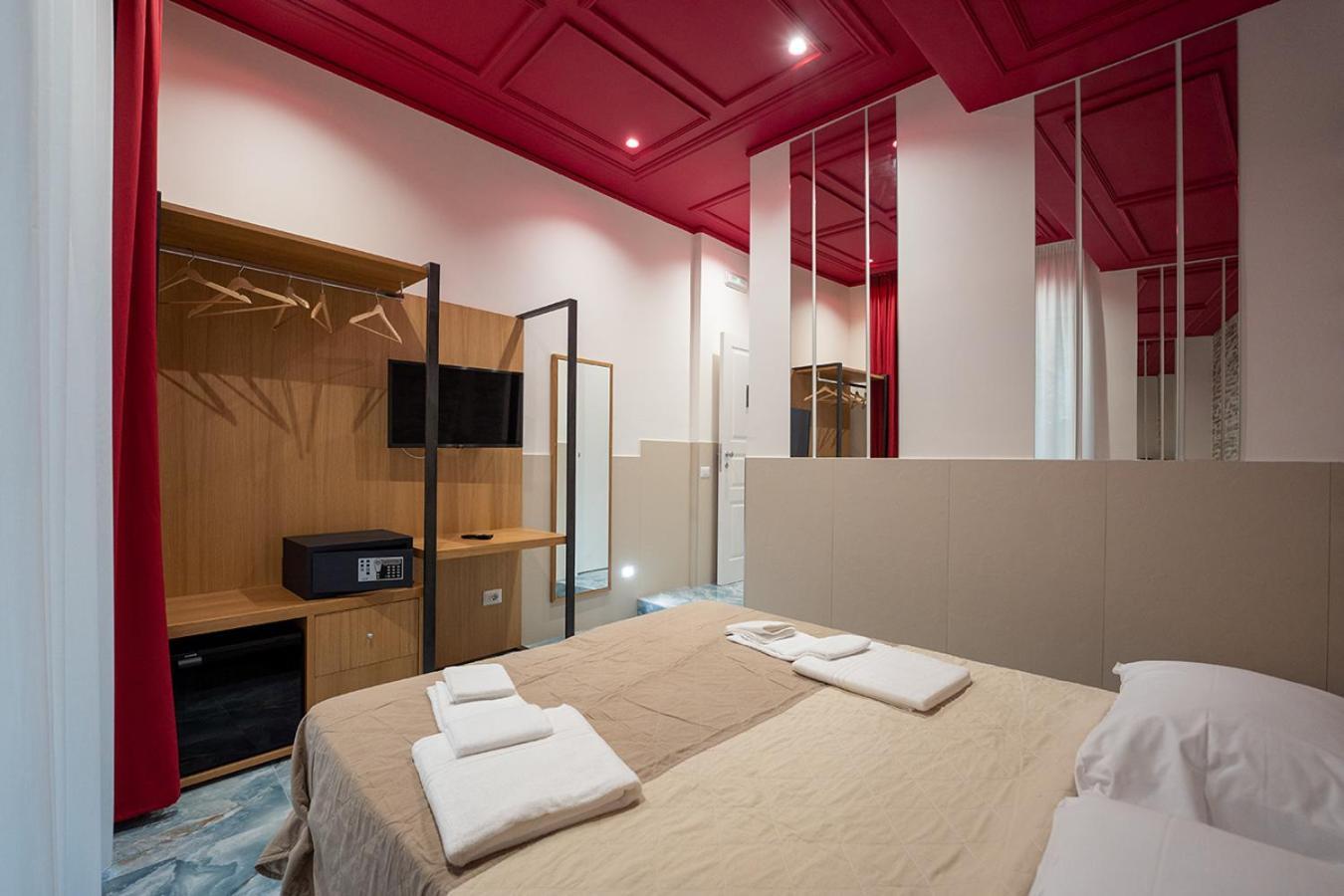 فندق P.C. Boutique Medina H. Napoli Centro, By Clapa Group المظهر الخارجي الصورة