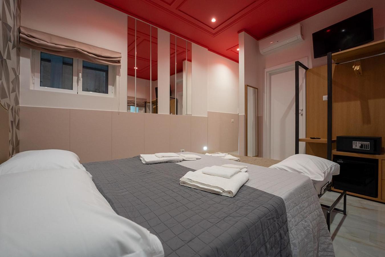 فندق P.C. Boutique Medina H. Napoli Centro, By Clapa Group المظهر الخارجي الصورة